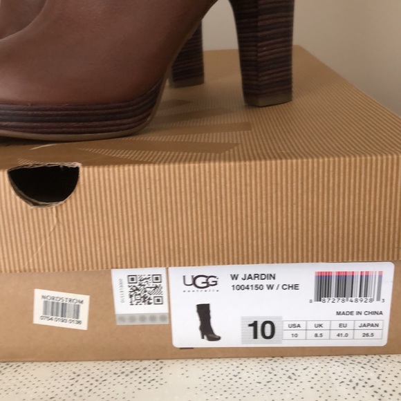 UGG Women’s Jardin mid-calf boots - chestnut color - size 10 - Picture 10 of 10